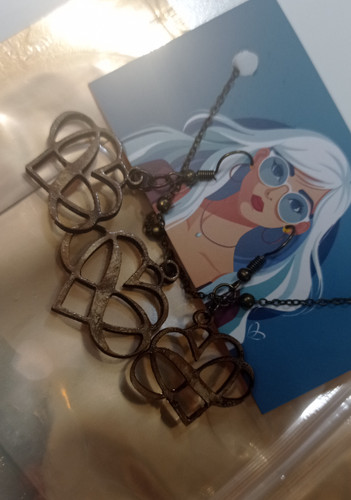 ست گردنبند و گوشواره قلب بینهایت چوب طبیعی، گردنبند و گوشواره با دو روی تیره و روشن